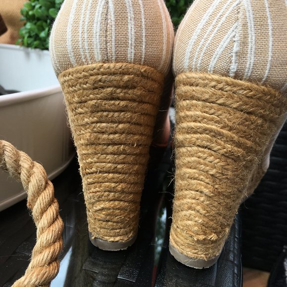 🦋 🦋 HOST PICK 🦋🦋 ENZO ANGIOLINI WEDGE - Picture 7 of 8